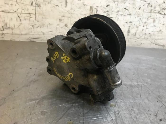 Usagé Pompe de direction Porsche Cayenne II (92A) 3.0 D V6 24V Prix sur demande proposé par Autohandel-Smet Gebroeders NV
