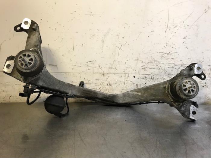Gebrauchte Motorbalken Porsche Cayenne II (92A) 3.0 D V6 24V Preis auf Anfrage angeboten von Autohandel-Smet Gebroeders NV