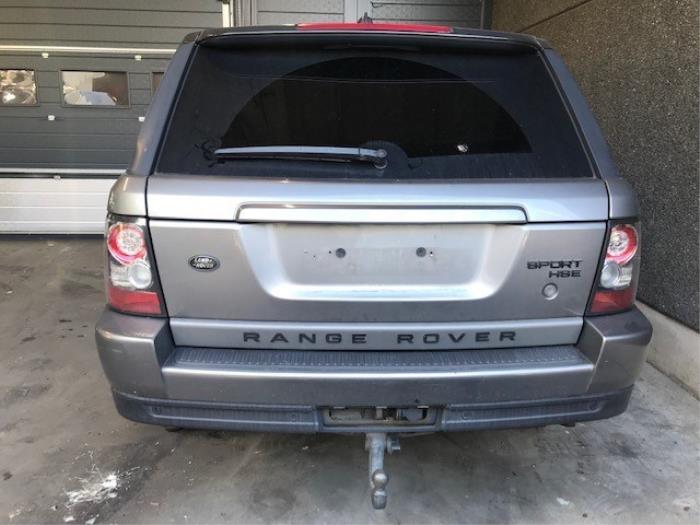 Begagnade Baklucka Landrover Range Rover Sport (LS) 2.7 TDV6 24V Pris på förfrågan erbjuds av Autohandel-Smet Gebroeders NV
