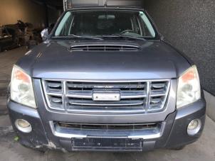Used Front end, complete Isuzu D-Max 3.0 D 4x4 Price on request offered by Autohandel-Smet Gebroeders NV