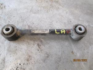 Used Rear lower wishbone, left Kia Sportage (QL) 1.7 CRDi 115 16V 4x2 Price on request offered by Autohandel-Smet Gebroeders NV