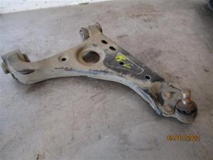 Used Front wishbone, right Chevrolet Trax 1.4 Turbo 16V 4x2 Price on request offered by Autohandel-Smet Gebroeders NV