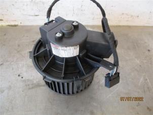 Used Heating and ventilation fan motor Peugeot Boxer (U9) 2.2 HDi 110 Euro 5 Price on request offered by Autohandel-Smet Gebroeders NV