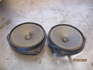 Used Speaker Peugeot Boxer (U9) 2.2 HDi 110 Euro 5 Price on request offered by Autohandel-Smet Gebroeders NV