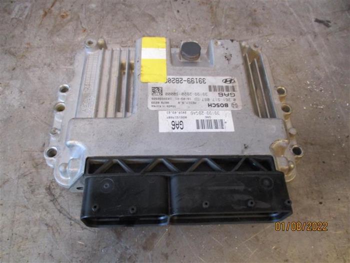 Used Engine management computer Hyundai i30 Wagon (GDHF5) 1.6 GDI Blue 16V Price on request offered by Autohandel-Smet Gebroeders NV