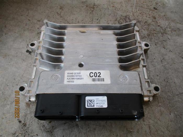 Used Engine management computer Hyundai i30 Wagon (GDHF5) 1.6 GDI Blue 16V Price on request offered by Autohandel-Smet Gebroeders NV