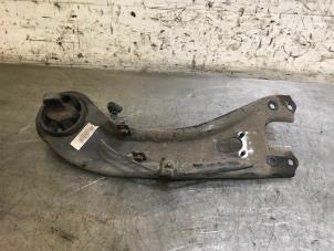 Used Rear wishbone, right Hyundai iX35 (LM) 1.6 GDI 16V Price on request offered by Autohandel-Smet Gebroeders NV