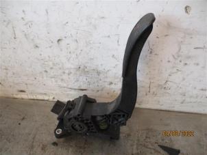 Used Throttle pedal position sensor Mercedes Vito (447.6) 1.6 111 CDI 16V Price on request offered by Autohandel-Smet Gebroeders NV