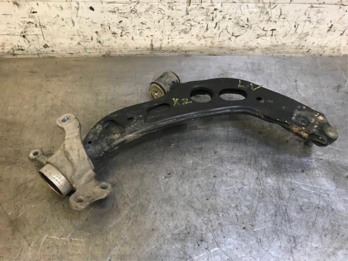 Front wishbone, left from a BMW X2 (F39) xDrive 18d 2.0 16V 2019