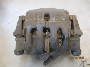 Used Front brake calliper, right Peugeot Boxer (U9) 2.0 BlueHDi 130 Price on request offered by Autohandel-Smet Gebroeders NV