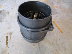 Used Airflow meter Mercedes Vito (447.6) 2.2 119 CDI 16V BlueTEC Price on request offered by Autohandel-Smet Gebroeders NV