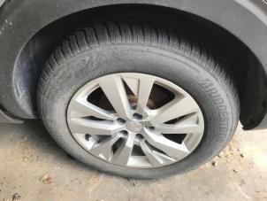 Used Set of wheels Peugeot 5008 II (M4/MC/MJ/MR) 1.5 BlueHDi 130 Price on request offered by Autohandel-Smet Gebroeders NV