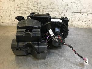 Used Heater housing Renault Espace (RFCJ) 1.6 Energy dCi 160 EDC Price on request offered by Autohandel-Smet Gebroeders NV