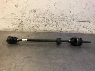 Used Front drive shaft, right Suzuki Baleno 1.0 Booster Jet Turbo 12V Price on request offered by Autohandel-Smet Gebroeders NV