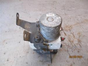 Used ABS pump Hyundai H1 People Price on request offered by Autohandel-Smet Gebroeders NV