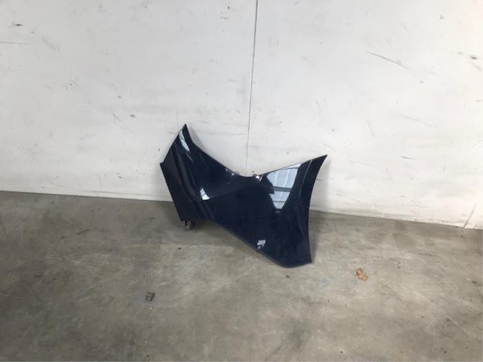 Rear bumper component, right from a Ford Transit Connect (PJ2) 1.0 EcoBoost 12V 100 2016