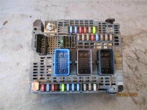 Used Fuse box Peugeot 508 SW (8E/8U) 1.6 HDiF 16V Price on request offered by Autohandel-Smet Gebroeders NV