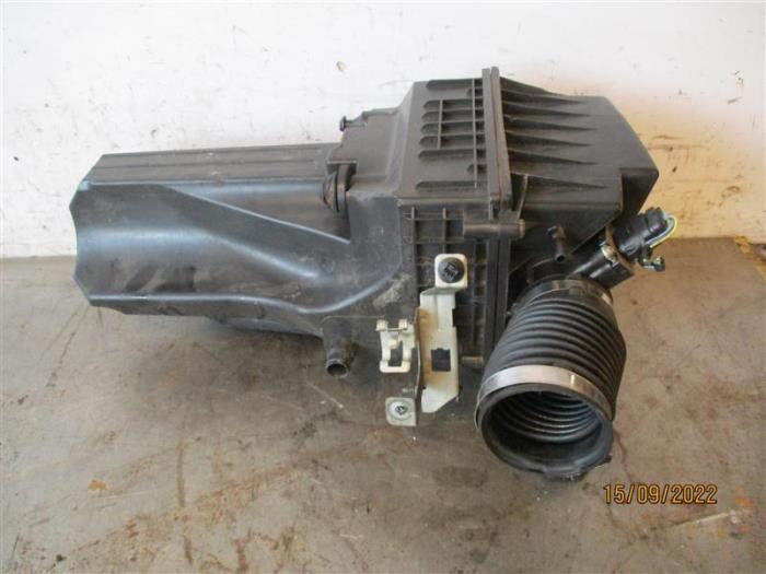 Gebrauchte Luftfiltergehäuse Ford Fiesta 6 (JA8) 1.4 TDCi Preis auf Anfrage angeboten von Autohandel-Smet Gebroeders NV