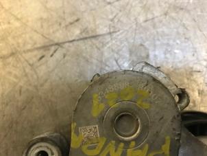 Spanrolle multiriem van een Fiat Panda (312) 0.9 TwinAir 60 2021