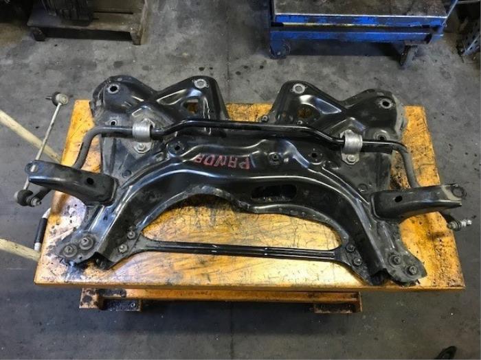 Used Subframe Fiat Panda (312) 0.9 TwinAir 60 Price on request offered by Autohandel-Smet Gebroeders NV