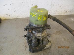 Used Power steering pump Ford S-Max (GBW) 2.0 16V Flexifuel Price on request offered by Autohandel-Smet Gebroeders NV