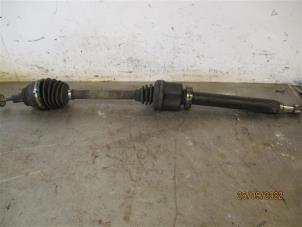 Used Front drive shaft, right Ford S-Max (GBW) 2.0 16V Flexifuel Price on request offered by Autohandel-Smet Gebroeders NV