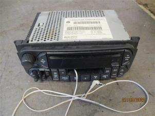 Usados Reproductor de radio y casetes (varios) Chrysler Grand Voyager Precio de solicitud ofrecido por Autohandel-Smet Gebroeders NV