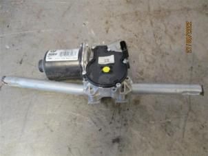 Used Front wiper motor BMW 2 serie (F23) 220i 2.0 Turbo 16V Price on request offered by Autohandel-Smet Gebroeders NV
