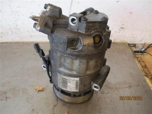 Used Air conditioning pump Nissan NV 400 (M9J) 2.3 dCi 110 16V Price on request offered by Autohandel-Smet Gebroeders NV
