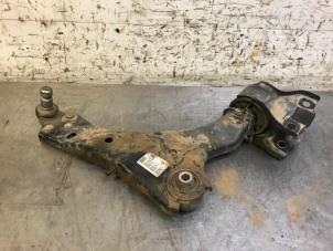 Used Front wishbone, right Landrover Range Rover Evoque (LVJ/LVS) 2.0 D 150 16V Price on request offered by Autohandel-Smet Gebroeders NV