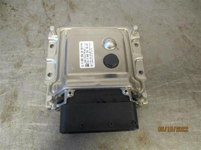 Used Engine management computer Mercedes C (W205) C-200 1.6 CDI BlueTEC, C-200 d 16V Price on request offered by Autohandel-Smet Gebroeders NV