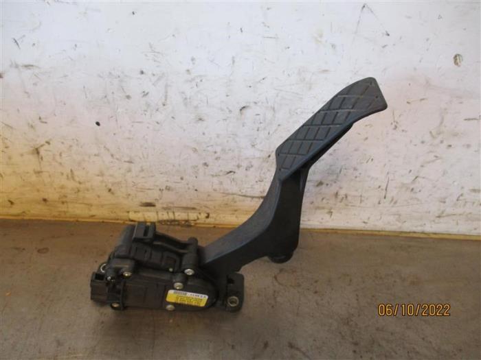 Gebrauchte Gaspedalposition Sensor Volkswagen Transporter/Caravelle T5 2.0 BiTDI DRF Preis auf Anfrage angeboten von Autohandel-Smet Gebroeders NV