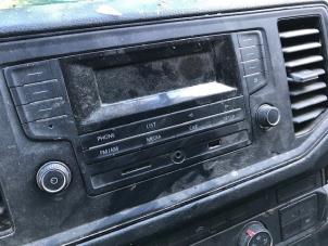 Gebrauchte Radio Volkswagen Crafter (SY) 2.0 TDI Preis auf Anfrage angeboten von Autohandel-Smet Gebroeders NV