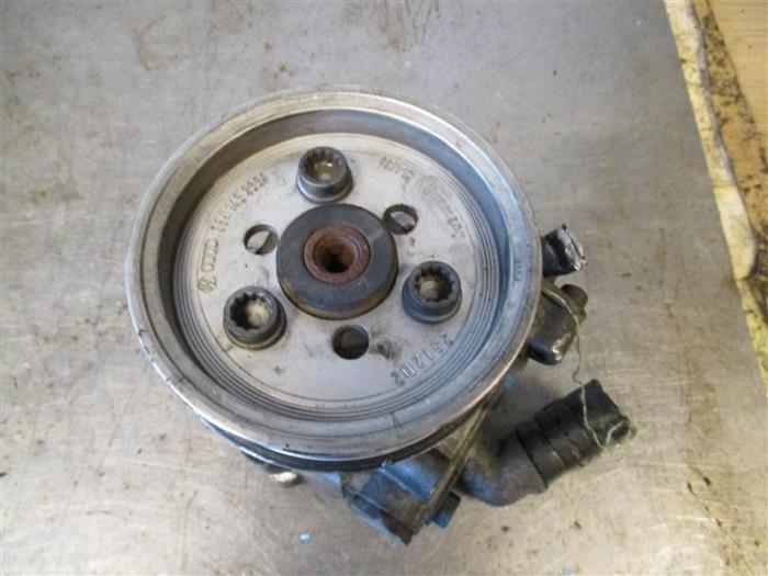 Usagé Pompe de direction Volkswagen Transporter/Caravelle T5 2.0 BiTDI DRF Prix sur demande proposé par Autohandel-Smet Gebroeders NV