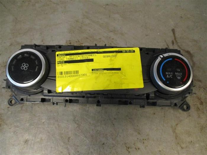 Air conditioning control panel from a Ford Transit Custom 2.0 TDCi 16V Eco Blue 170 2019