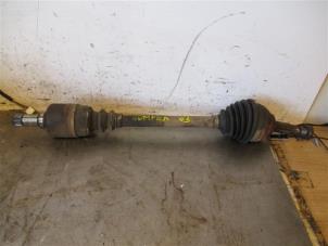 Used Front drive shaft, left Citroen Jumper (U5/ZB) 2.8 HDi Price on request offered by Autohandel-Smet Gebroeders NV