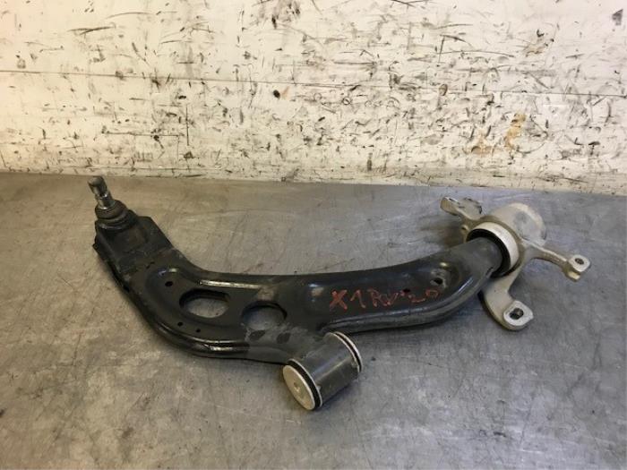 Front wishbone, right from a BMW X1 (F48) xDrive 25e 1.5 12V TwinPower Turbo 2020
