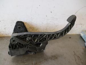 Used Brake pedal Volkswagen Crafter (SY) 2.0 TDI Price on request offered by Autohandel-Smet Gebroeders NV