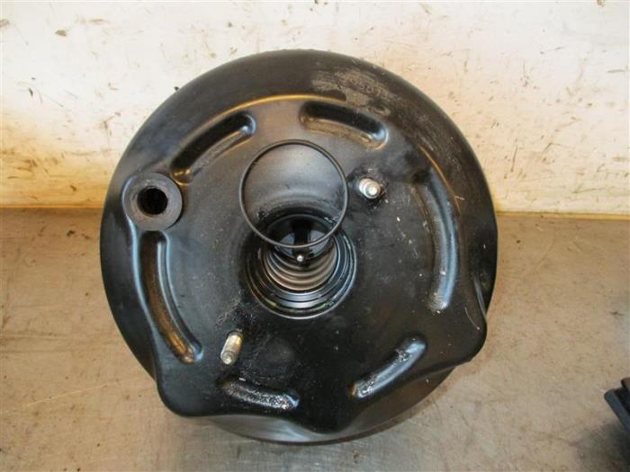 Begagnade Bromsservo BMW 1 serie (F20) 116i 1.5 12V Pris på förfrågan erbjuds av Autohandel-Smet Gebroeders NV