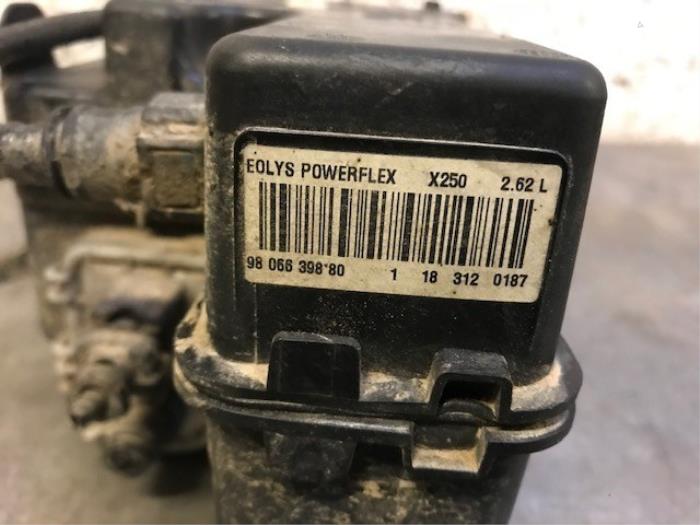 Additive tank Peugeot Boxer 2.0 BlueHDi 160 9806639880 DW10FUC EOLYS