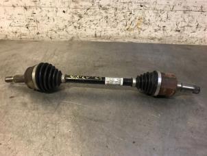 Used Front drive shaft, left Peugeot 308 SW (L4/L9/LC/LJ/LR) 1.5 BlueHDi 130 Price on request offered by Autohandel-Smet Gebroeders NV
