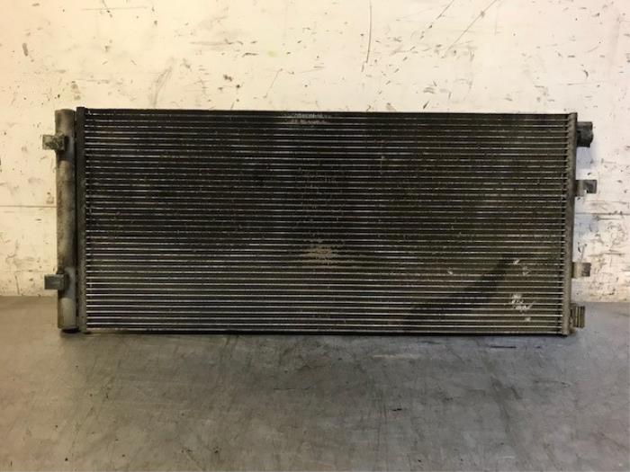 Gebrauchte Klima Kondensor Renault Master III (JV) 2.3 dCi 16V 145 Preis auf Anfrage angeboten von Autohandel-Smet Gebroeders NV