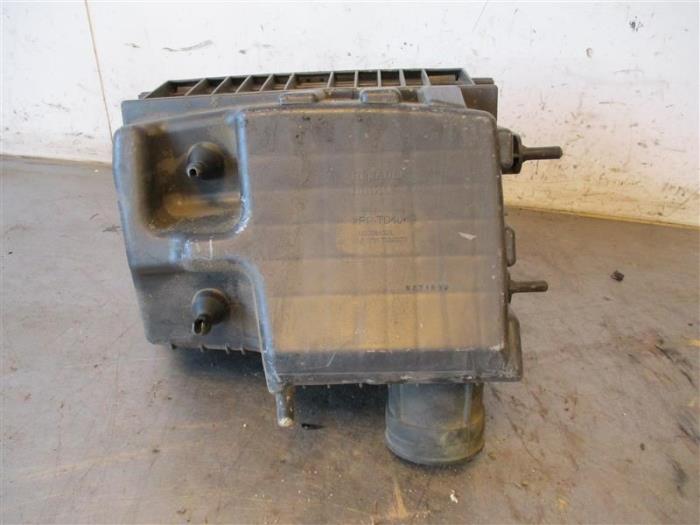 Gebrauchte Luftfiltergehäuse Renault Master III (JV) 2.3 dCi 16V 145 Preis auf Anfrage angeboten von Autohandel-Smet Gebroeders NV