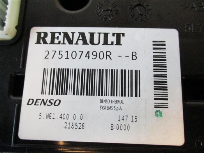 Panel de control de aire acondicionado de un Renault Master IV (JV) 2.3 dCi 16V 145 2019