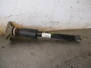 Used Rear shock absorber, right BMW 1 serie (F20) 118i 1.5 TwinPower 12V Price on request offered by Autohandel-Smet Gebroeders NV