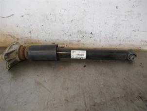 Used Rear shock absorber, left BMW 1 serie (F20) 118i 1.5 TwinPower 12V Price on request offered by Autohandel-Smet Gebroeders NV