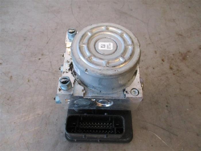 ABS Pumpe BMW 1 serie (F20), 2011 / 2019 118i 1.5 TwinPower 12V, Fließheck, 4-tr, Benzin, 1.499cc, 100kW, B38B15A, 2015-07 / 2019-06 (Gebraucht)
