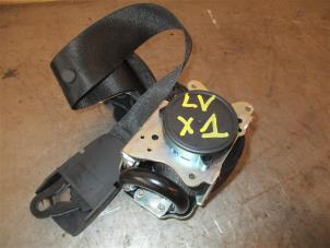 Used Bonnet lock mechanism BMW X1 (F48) sDrive 20d 2.0 16V Price on request offered by Autohandel-Smet Gebroeders NV