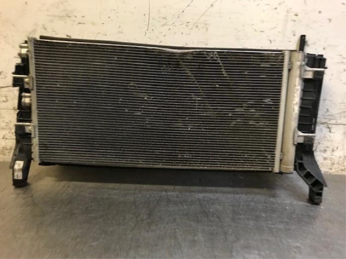 Usados Intercooler BMW 2 serie Active Tourer (F45) 218d 2.0 TwinPower Turbo 16V Precio de solicitud ofrecido por Autohandel-Smet Gebroeders NV