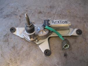Used Rear wiper motor Ssang Yong Rexton W 2.2 RX 220 E-XDI 16V 4WD Price on request offered by Autohandel-Smet Gebroeders NV